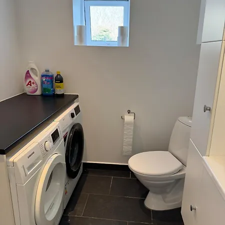 Διαμέρισμα The Snowdrop - New Exclusive 4 Bedroom House, Up To 8 Persons - 155m2 - Free Parking