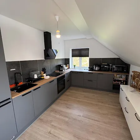 アパート The Snowdrop - New Exclusive 4 Bedroom House, Up To 8 Persons - 155m2 - Free Parking Marslev