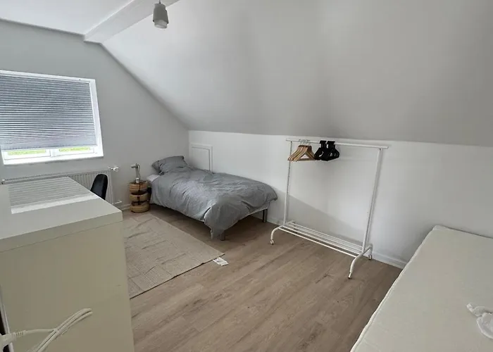 Apartmán The Snowdrop - New Exclusive 4 Bedroom House, Up To 8 Persons - 155m2 - Free Parking